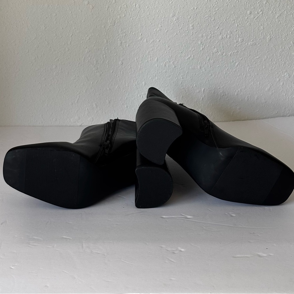 Madden Girl Black Black Square Toe Block Heel Ankle Boots Size 7M - Picture 12 of 12